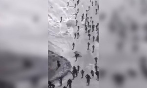 ഒരാളുടെ പിഴവ് മതി; വീട്ടിലിരിക്കാം !