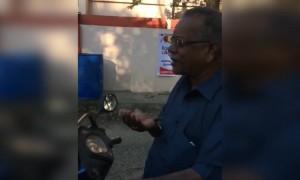 ഒരു പാമ്പിനെ കിട്ടിയിട്ടുണ്ട്