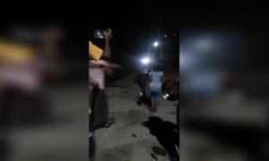 ഡ്യൂട്ടി കഴിഞ്ഞ് എത്തിയ അമ്മയെ സ്വീകരിക്കുന്ന മകളും കൂട്ടുകാരും...