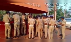 പോലീസുകാരുടെ അവസ്ഥ നമ്മളും മനസ്സിലാക്കണം