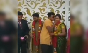 എത്ര മനോഹരമായ ആചാരം !