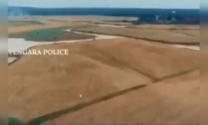 ആകാശത്ത് നിന്ന് പണി വരുന്നുണ്ട്, വീട്ടിൽ ഇരുന്നോ !