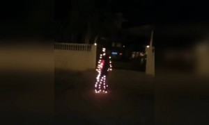 പ്രകാശം പരക്കട്ടെ !