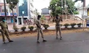 ലോക്ക്ഡൗൺ ഡ്യൂട്ടിയ്ക്കിടയിൽ ഇതൊക്കെയല്ലെ ഒരു ആശ്വാസം