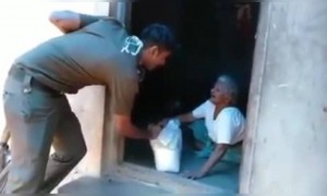 മക്കൾ ഏതാ; ഒരു നല്ല കാഴ്ച !