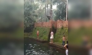 ഒരു പ്രമുഖ നടിയുടെ കുട്ടിക്കാലം !!