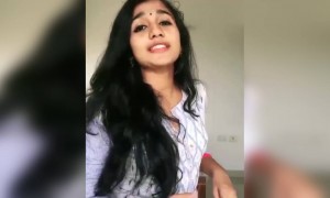 ആഹാ മനോഹരമായിട്ട് പാടി !!