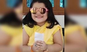 അമ്പടി മിടുക്കി, സൂപ്പർ !