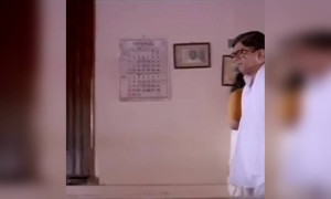 അമ്മാവന്റെ മുട്ട് ഞാനും ഒടിക്കും.