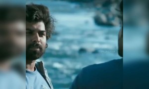 നീലാകാശം പച്ചക്കടൽ ചുവന്നഭൂമി