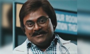 അതിന് നീ എന്തിനാ ക്യാമറ തിന്നുന്നത്