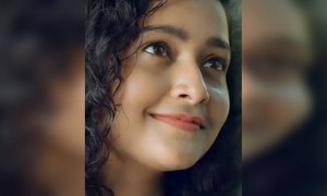 കണ്ണിൽ കണ്ണിൽ കാണും നേരം