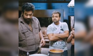 മരുഭൂമിയും ഒട്ടകവും !