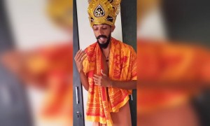 എന്തു ചോദിച്ചാലും തരും..