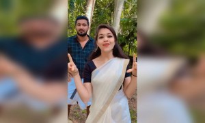 സ്മാൾ അടിച്ചാൽ..