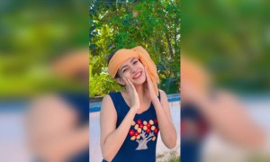 നിൻ നുണക്കുഴി കവിൾ..