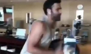 ക്രിക്കറ്റ് രാജാക്കന്മാരുടെ വ്യായാമം ,