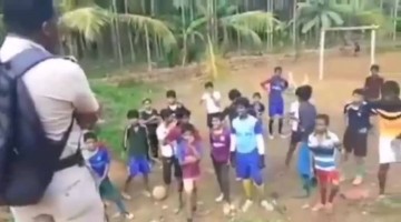 കൊറോണയെ കുറിച്ച് കുട്ടികൾക്ക് പറഞ്ഞ് കൊടുക്കുന്ന കേരളാ പോലീസ് !